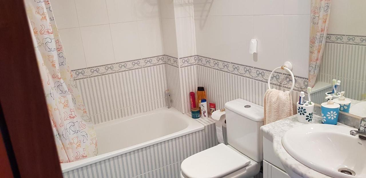 Piso Exterior A Escasos Metros De La Playa Panadeira Con Plaza De Garaje Apartman Sanxenxo Kültér fotó